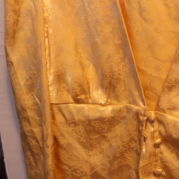 Gold button down dress - Picture 2 of 4
